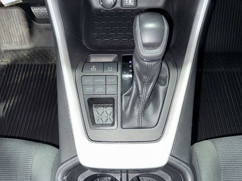 Certified 2023 Toyota RAV4 LE image 29