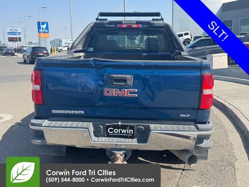 Used 2018 GMC Sierra 3500 SLT w/ Suspension Package, Off-Road AWD/4WD image 8