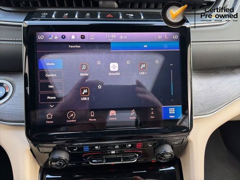 Certified 2025 Jeep Grand Cherokee L Limited w/ Luxury Tech Group II AWD/4WD image 96