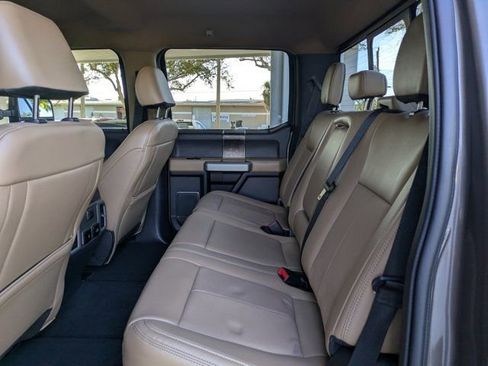 Certified 2022 Ford F250 Lariat w/ Lariat Value Package image 19