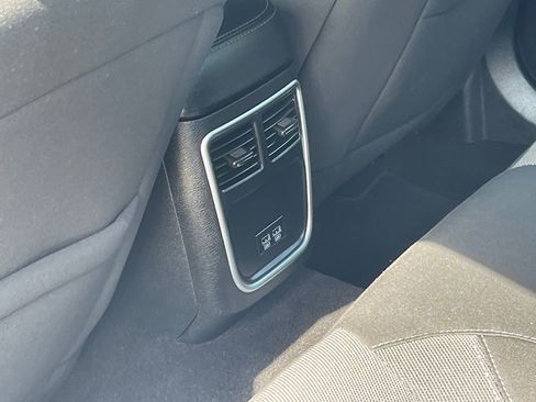 Used 2022 Dodge Charger SXT image 24