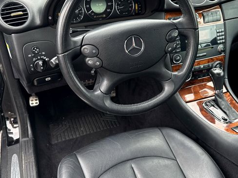 Used 2007 Mercedes-Benz CLK 350 Cabriolet image 8