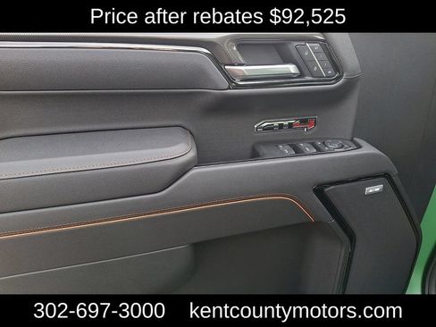 New 2025 GMC Sierra 1500 AT4 w/ AT4 Premium Package AWD/4WD image 13