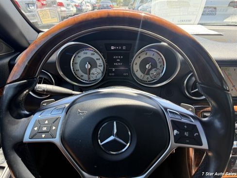 Used 2012 Mercedes-Benz SLK 350 image 9
