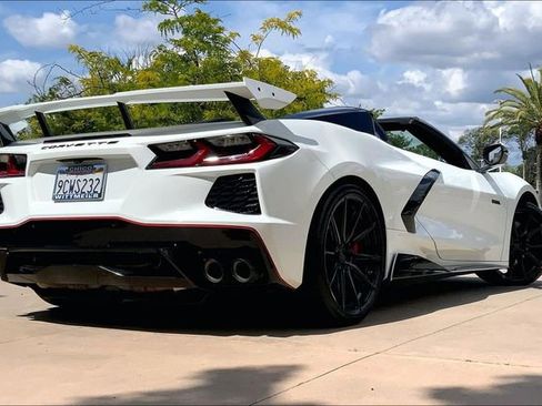 Used 2022 Chevrolet Corvette Stingray Preferred Conv w/ Z51 Performance Package RWD image 10