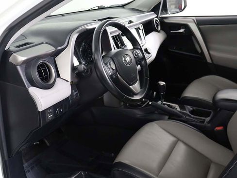 Used 2018 Toyota RAV4 Limited w/ Advanced Technology Package image 24