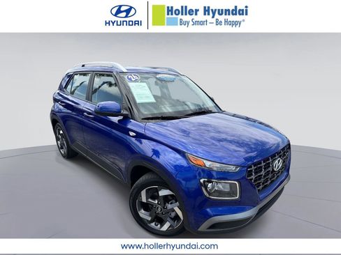 Certified 2026 Hyundai Venue SEL FWD image 1