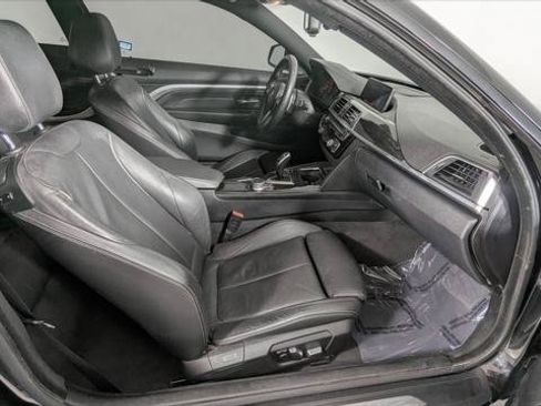 Used 2019 BMW 430i Coupe w/ M Sport Package RWD image 19