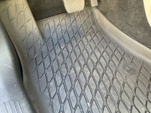 Certified 2025 Mercedes-Benz GLA 250 image 17