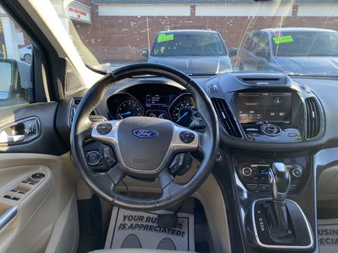 Used 2014 Ford Escape Titanium image 10