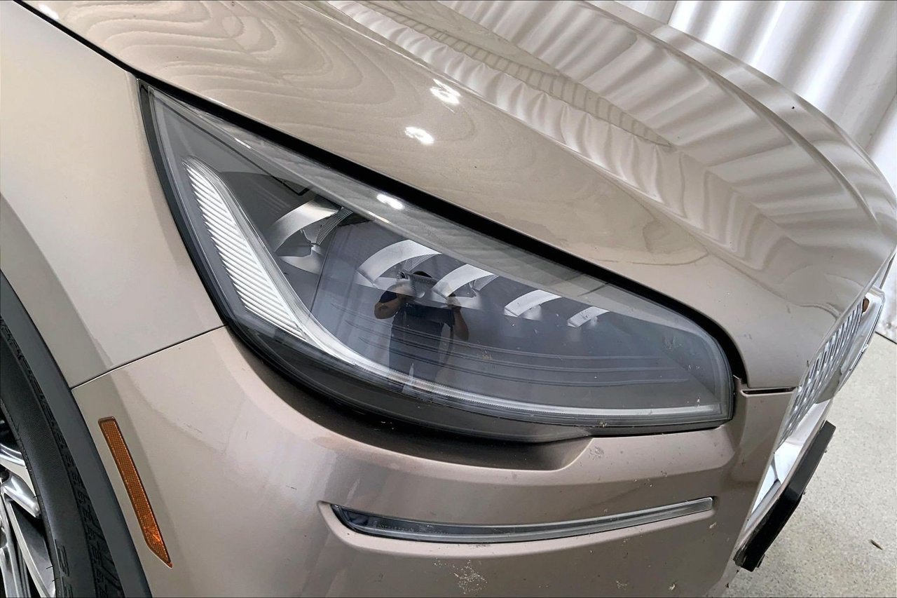 Used 2021 Lincoln Aviator 2WD image 12
