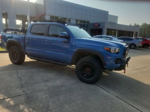 Used 2018 Toyota Tacoma TRD Pro AWD/4WD image 8