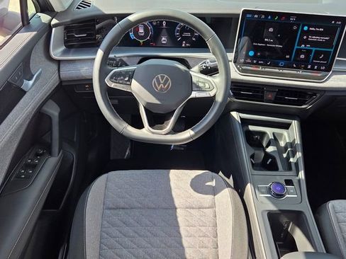 Used 2025 Volkswagen Tiguan S FWD image 7