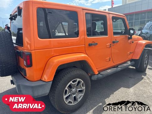 Used 2013 Jeep Wrangler Unlimited Rubicon w/ Connectivity Group AWD/4WD image 14