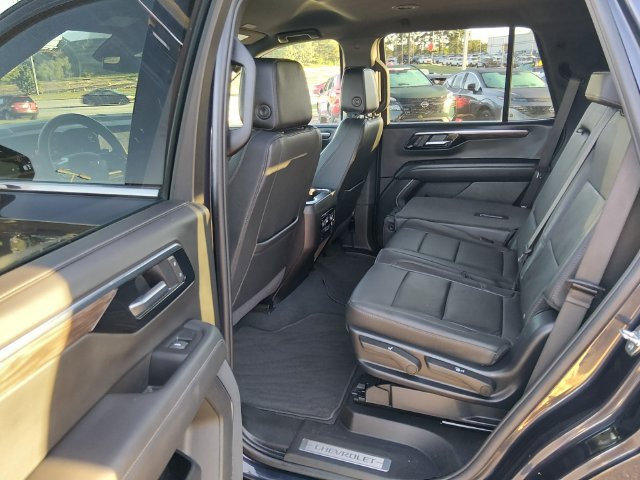 Used 2025 Chevrolet Tahoe LT RWD image 11