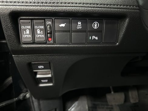 Used 2024 Honda Odyssey Touring image 34