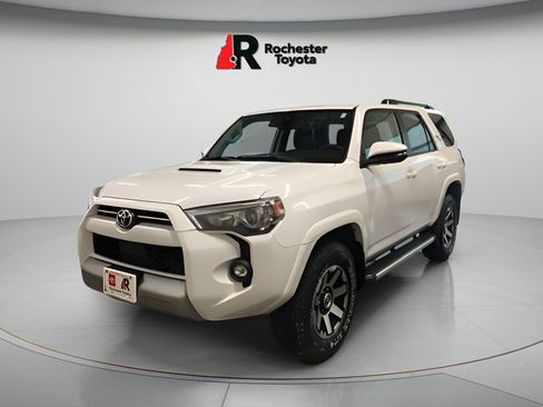 Certified 2021 Toyota 4Runner TRD Off-Road Premium w/ Moonroof Package AWD/4WD image 3