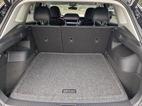 New 2026 Volkswagen Tiguan SE image 14