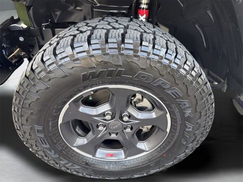 Used 2021 Jeep Gladiator Rubicon image 23