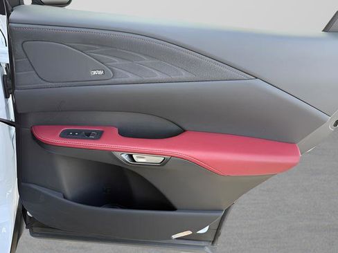 Used 2024 Lexus RX 500h F Sport w/ Convenience Package image 31