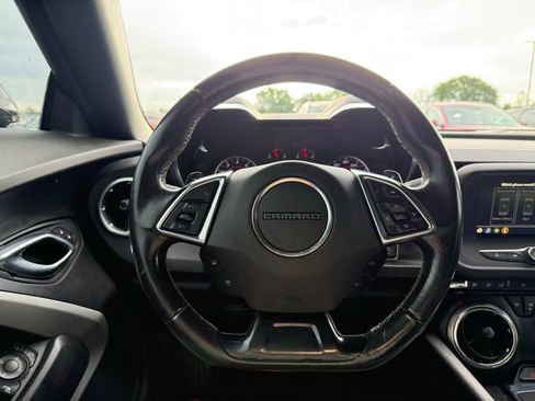 Used 2019 Chevrolet Camaro LT image 13