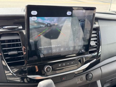 Used 2023 Ford Transit 350 XLT image 30