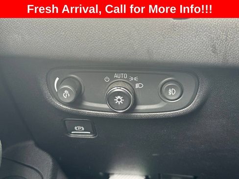 Used 2019 GMC Terrain SLT w/ Preferred Package AWD/4WD image 14