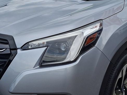 Used 2023 Subaru Forester Touring AWD/4WD image 9