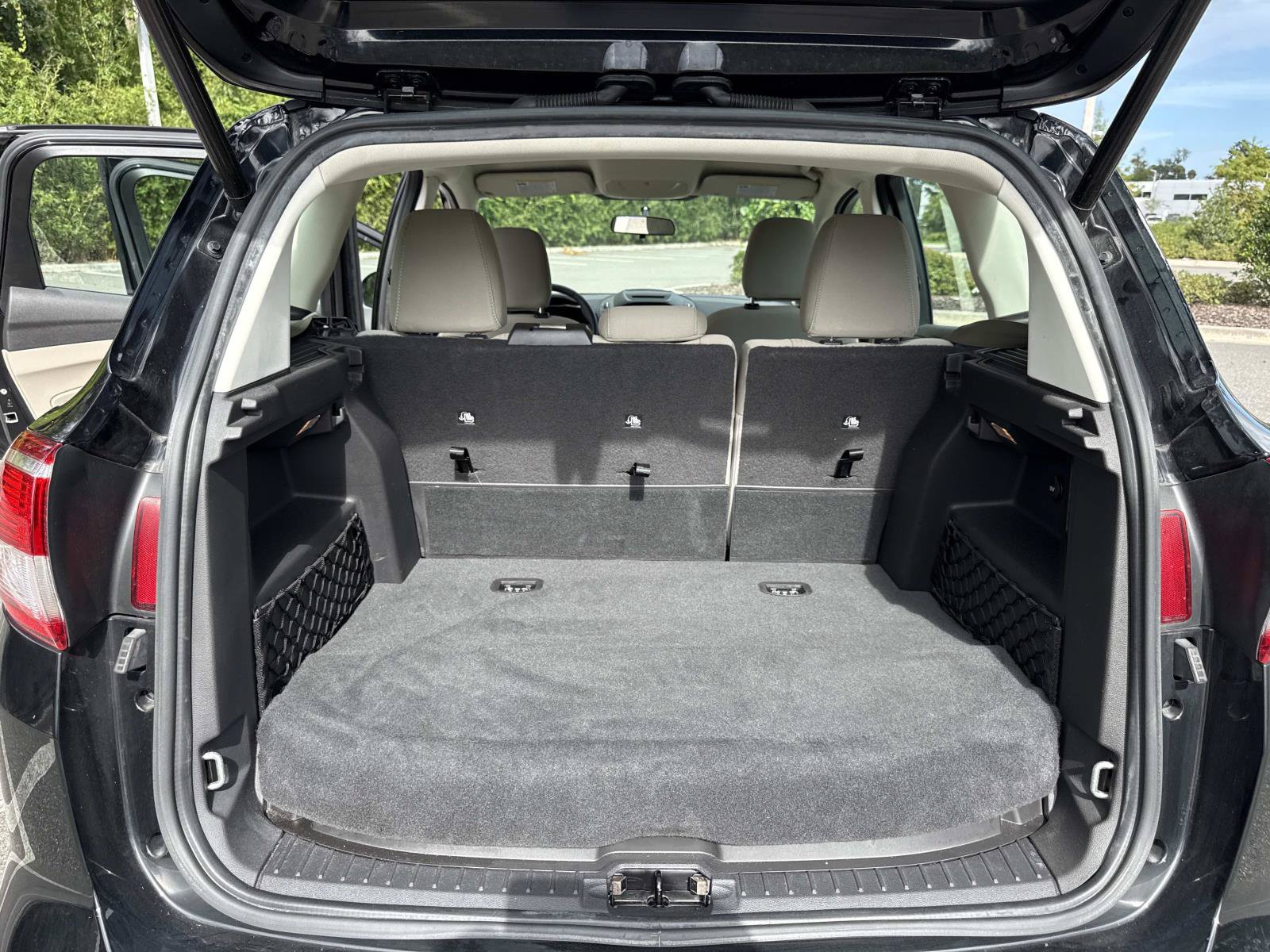 Used 2018 Ford C-MAX SE w/ Equipment Group 201A FWD image 29