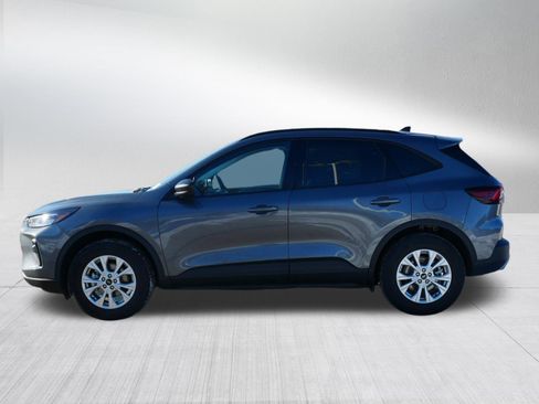 Used 2025 Ford Escape Active w/ Active Premium Tech Pack AWD/4WD image 4