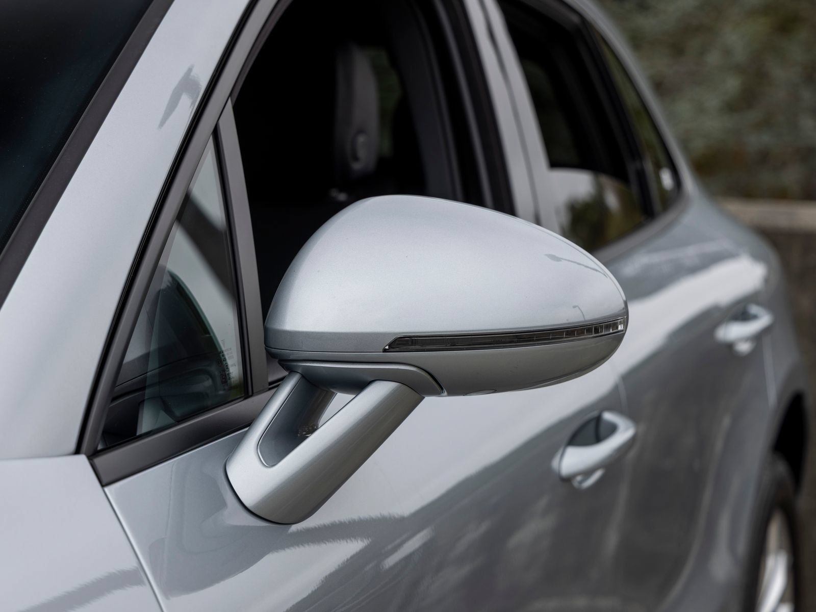 Used 2026 Porsche Macan AWD/4WD image 19