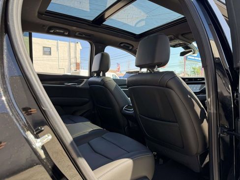 Used 2025 Cadillac XT6 Sport w/ LPO, Floor Liner Package AWD/4WD image 14