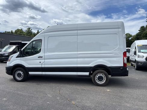 Used 2024 Ford Transit 250 148 High Roof RWD image 4
