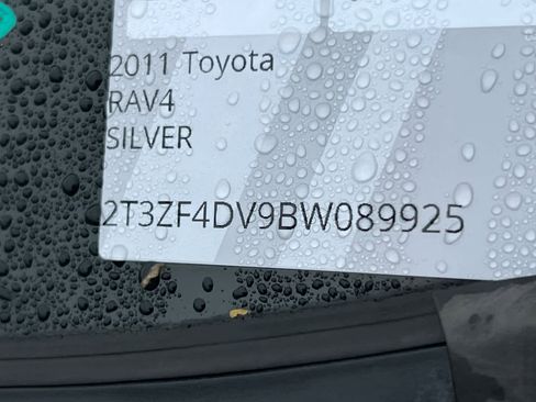 Used 2011 Toyota RAV4 2WD w/ Base L4 Extra Value Pkg image 23