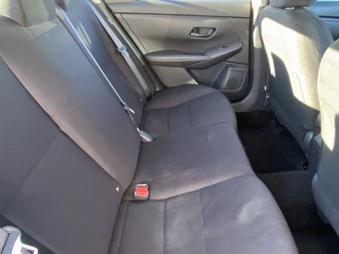 Used 2024 Nissan Sentra S image 12