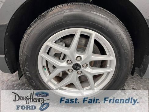 Used 2024 Ford Edge SEL image 21