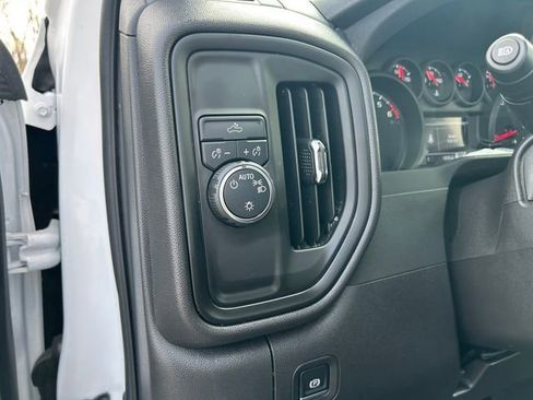 Used 2025 Chevrolet Silverado 1500 W/T RWD image 15