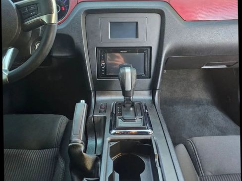 Used 2013 Ford Mustang Coupe image 25