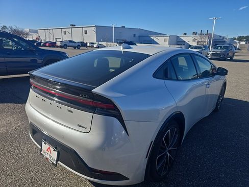 Certified 2024 Toyota Prius Limited image 5