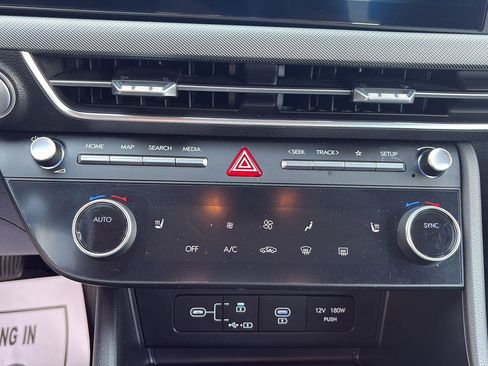 Used 2025 Hyundai Sonata SEL FWD image 16