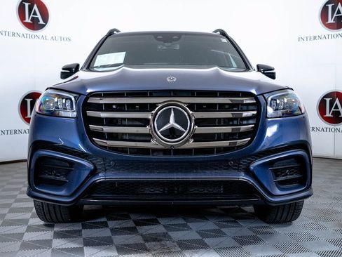 Used 2026 Mercedes-Benz GLS 450 4MATIC image 2