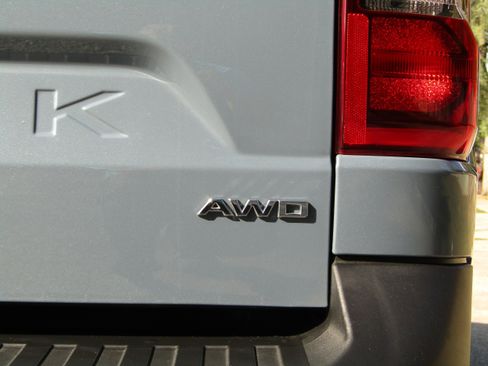 Certified 2024 Ford Maverick XLT w/ XLT Luxury Package image 10