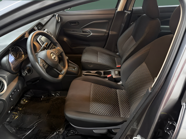 Used 2024 Nissan Versa S FWD image 11