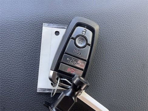 New 2024 Ford F150 Lightning Lariat image 22