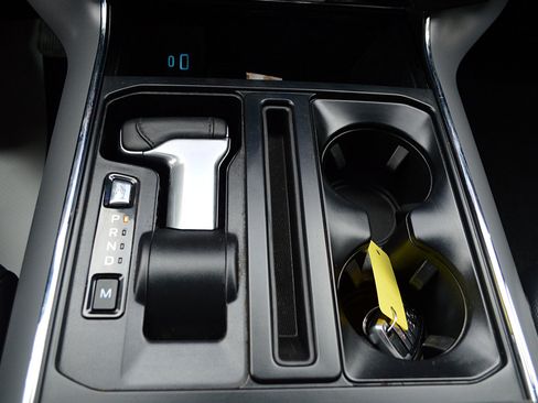 Used 2024 Ford F150 Lariat image 28