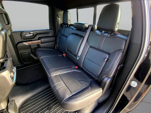 Used 2022 Chevrolet Silverado 3500 High Country w/ Technology Package AWD/4WD image 21