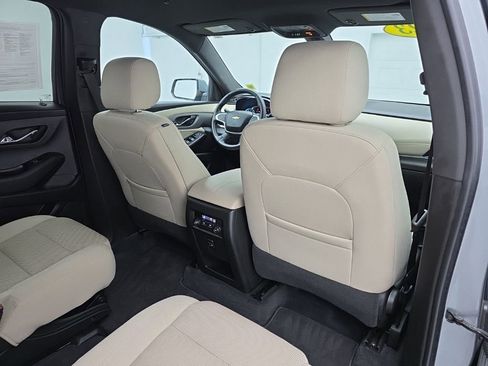 Used 2023 Chevrolet Traverse LT AWD/4WD image 51