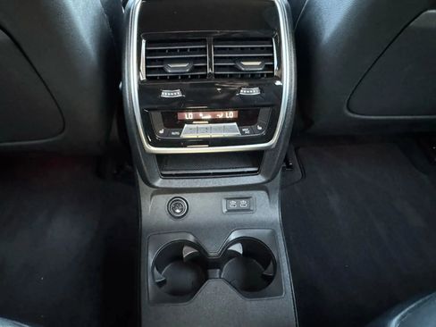 Used 2021 BMW X7 xDrive40i w/ Premium Package image 21