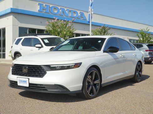 Used 2024 Honda Accord Sport image 1