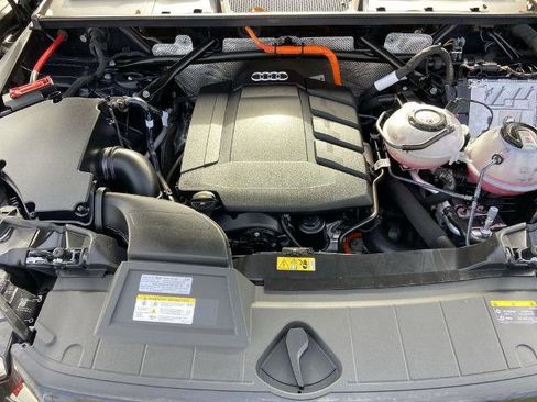 Used 2024 Audi Q5 e Premium Plus image 26